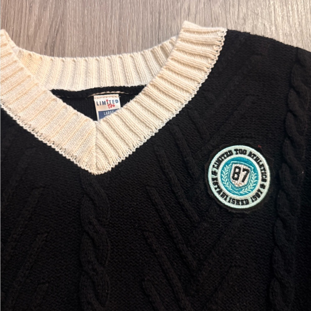 Limited Too Black and Cream V-Neck Cable Knit Sweater - Picture 2 of 5